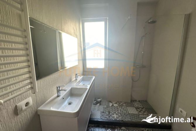 Shtepi me qera Apartament ne Tirane, 2+1, Mobilimi E mobiluar, Pagesa 400  Euro.