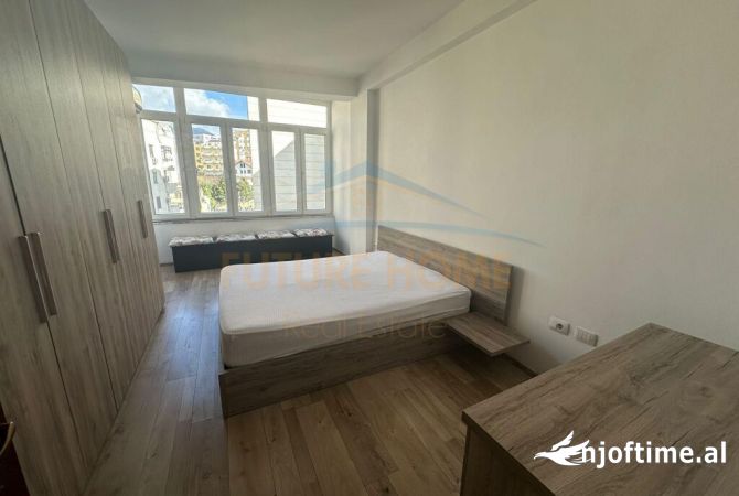 Shtepi me qera 2+1 ne Tirane - 400 Euro