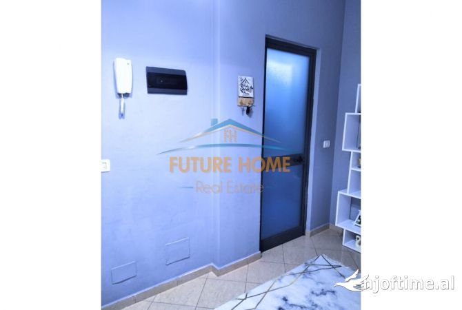 Shtepi ne shitje Apartament ne Tirane, 1+1, Mobilimi E mobiluar, Pagesa 94,000  Euro.