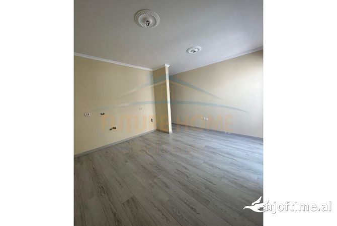 Shtepi ne shitje 2+1 ne Tirane - 98,000 Euro