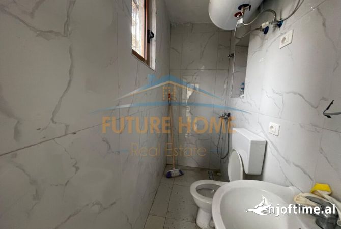 Shtepi ne shitje Apartament ne Tirane, 2+1, Mobilimi Bosh, pa mobiluar, Pagesa 87,000  Euro.