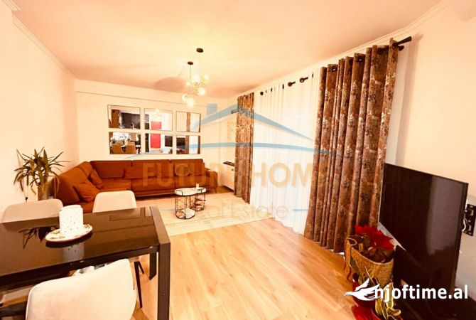 Shtepi ne shitje 2+1 ne Tirane - 180,000 Euro