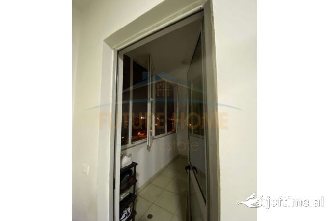 Shtepi ne shitje Apartament ne Tirane, 1+1, Mobilimi E mobiluar, Pagesa 75,000  Euro.