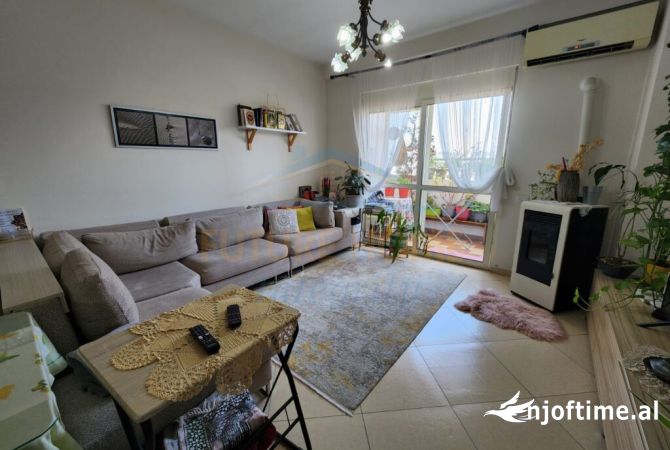 Shtepi ne shitje 2+1 ne Tirane - 73,000 Euro