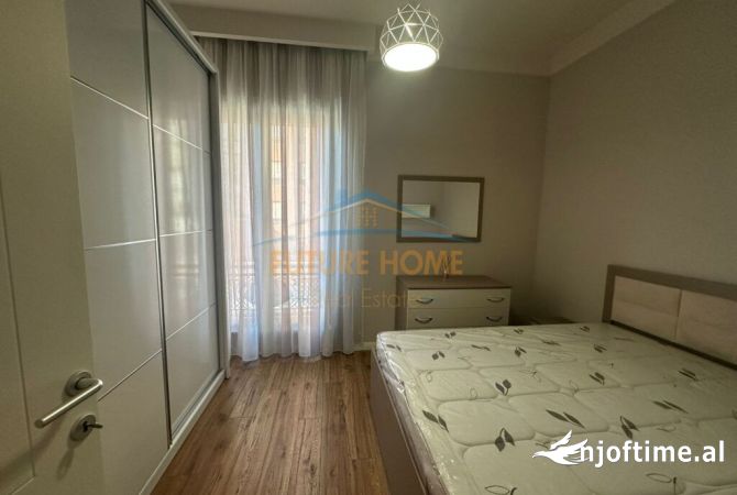 Shtepi me qera Apartament ne Tirane, 2+1, Mobilimi E mobiluar, Pagesa 1,200  Euro.