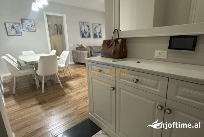 Shtepi me qera 2+1 ne Tirane - 1,200 Euro