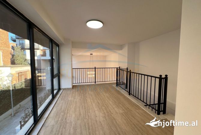 Ambient biznesi me qera 1+1 ne Tirane - 900 Euro