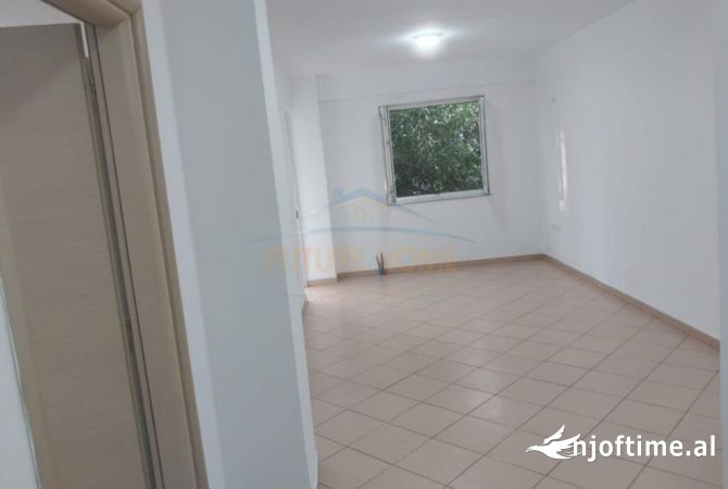 Shtepi me qera 2+1 ne Tirane - 350 Euro