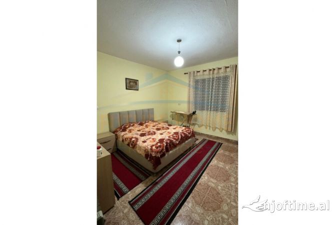 Shtepi me qera 2+1 ne Tirane - 425 Euro