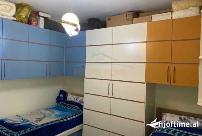 Shtepi ne shitje Apartament ne Tirane, 1+1, Mobilimi E mobiluar, Pagesa 95,000  Euro.