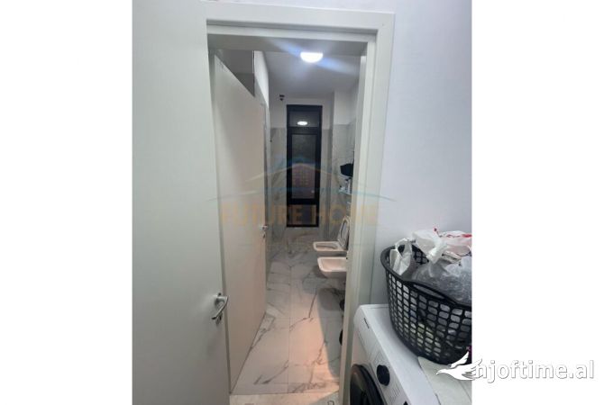 Shtepi ne shitje Apartament ne Tirane, 1+1, Mobilimi E mobiluar, Pagesa 98,000  Euro.