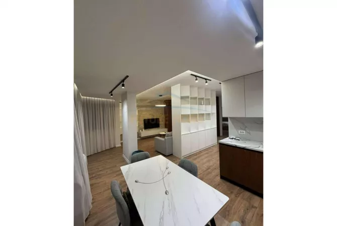 Shtepi me qera Apartament ne Tirane, 2+1, Mobilimi E mobiluar, Pagesa 800  Euro.