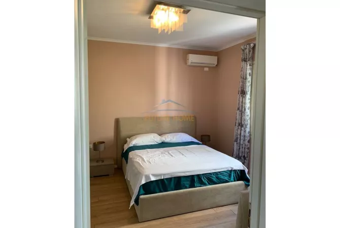 Shtepi me qera Apartament ne Tirane, 1+1, Mobilimi E mobiluar, Pagesa 600  Euro.