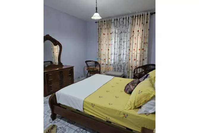 Shtepi me qera Apartament ne Tirane, 1+1, Mobilimi E mobiluar, Pagesa 360  Euro.