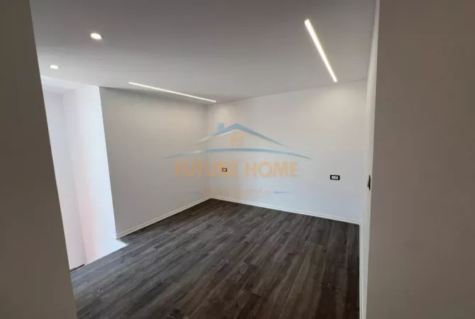 Shtepi ne shitje 2+1 ne Tirane - 130,000 Euro
