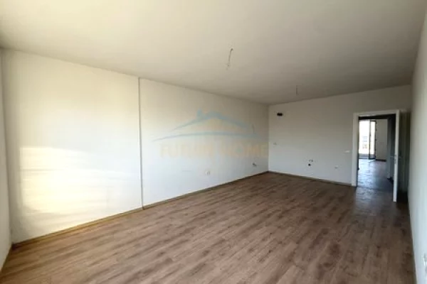 House for Sale 2+1 in Tirana - 122,000 Euro