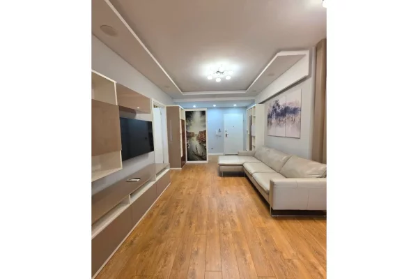 Shtepi me qera Apartament ne Tirane, 1+1, Mobilimi E mobiluar, Pagesa 650  Euro.