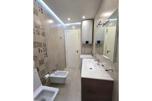 Shtepi me qera Apartament ne Tirane, 1+1, Mobilimi E mobiluar, Pagesa 650  Euro.