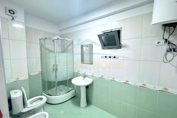 Shtepi ne shitje Apartament ne Tirane, 2+1, Mobilimi E mobiluar, Pagesa 155,000  Euro.