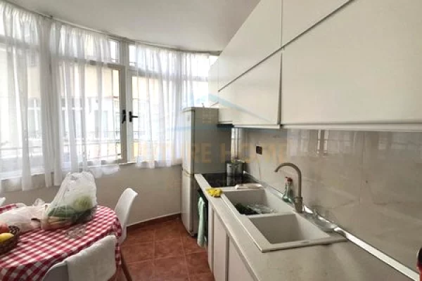 Shtepi ne shitje 2+1 ne Tirane - 215,000 Euro