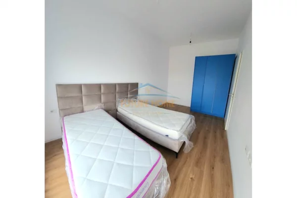 Shtepi ne shitje Apartament ne Tirane, 1+1, Mobilimi E mobiluar, Pagesa 108,000  Euro.