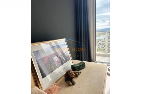 Shtepi ne shitje Vila Luksoze ne Tirane, 4+1, Mobilimi E mobiluar, Pagesa 630,000  Euro.