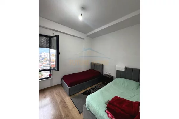 Shtepi ne shitje Apartament ne Tirane, 2+1, Mobilimi E mobiluar, Pagesa 215,000  Euro.
