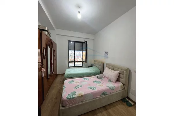 Shtepi ne shitje 2+1 ne Tirane - 215,000 Euro