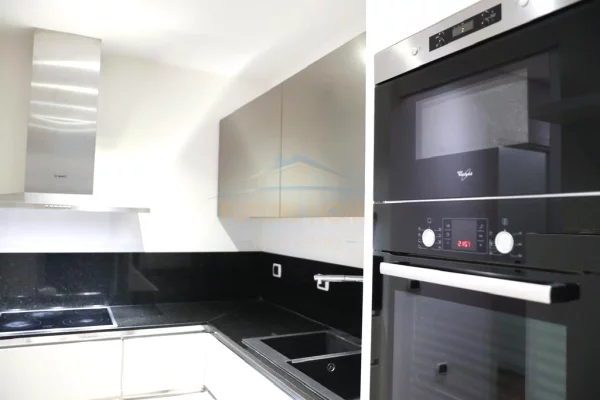 Shtepi ne shitje Apartament ne Tirane, 2+1, Mobilimi E mobiluar, Pagesa 275,000  Euro.