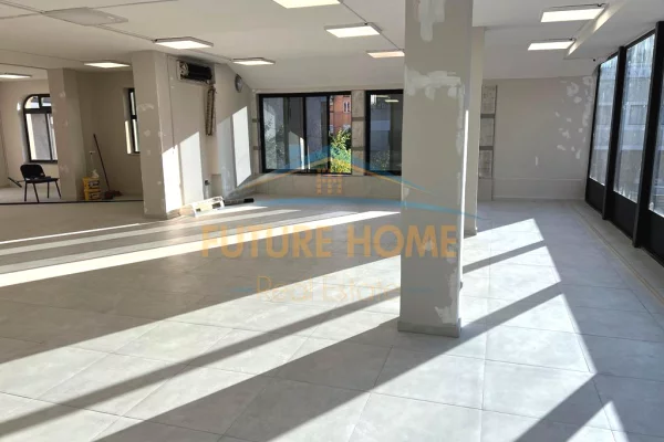 Ambient biznesi me qera 3+1 ne Tirane - 2,500 Euro