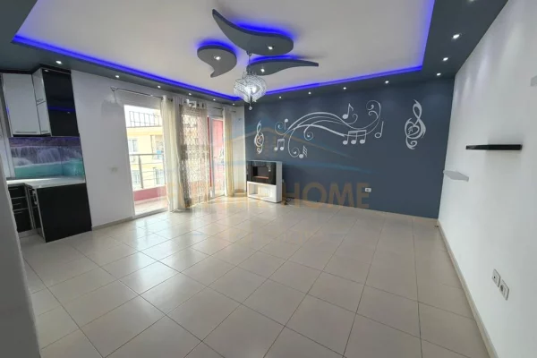 Shitet, Apartament 2+1, Unaza e Re, Tiranë