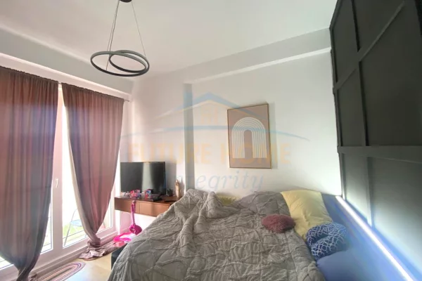 Shtepi ne shitje Vila Luksoze ne Tirane, 3+1, Mobilimi E mobiluar, Pagesa 399,000  Euro.