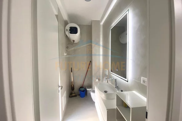 Shtepi ne shitje Vila Luksoze ne Tirane, 3+1, Mobilimi E mobiluar, Pagesa 399,000  Euro.