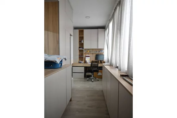 Shtepi ne shitje Apartament ne Tirane, 2+1, Mobilimi E mobiluar, Pagesa 215,000  Euro.