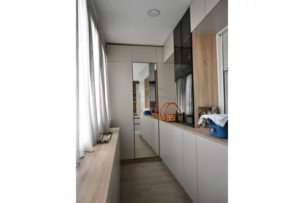 Shtepi ne shitje Apartament ne Tirane, 2+1, Mobilimi E mobiluar, Pagesa 215,000  Euro.
