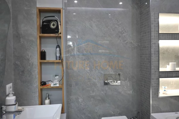 Shtepi ne shitje 2+1 ne Tirane - 215,000 Euro