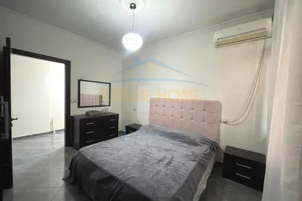 Shtepi me qera Apartament ne Tirane, 1+1, Mobilimi E mobiluar, Pagesa 650  Euro.