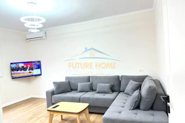 Shtepi ne shitje Apartament ne Tirane, 1+1, Mobilimi E mobiluar, Pagesa 122,000  Euro.