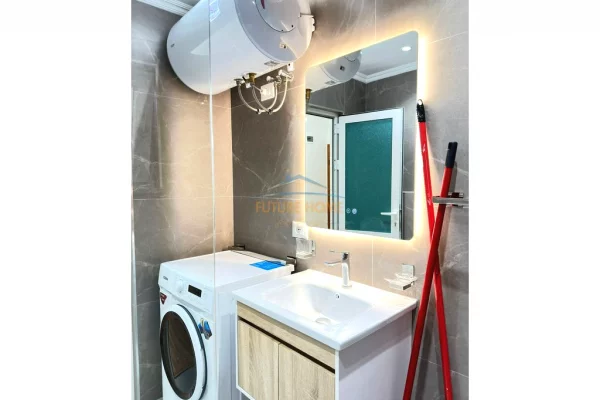 Shtepi ne shitje Apartament ne Tirane, 1+1, Mobilimi E mobiluar, Pagesa 122,000  Euro.