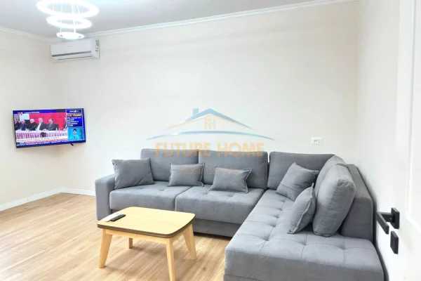 Shtepi ne shitje Apartament ne Tirane, 2+1, Mobilimi Bosh, pa mobiluar, Pagesa 257,780  Euro.