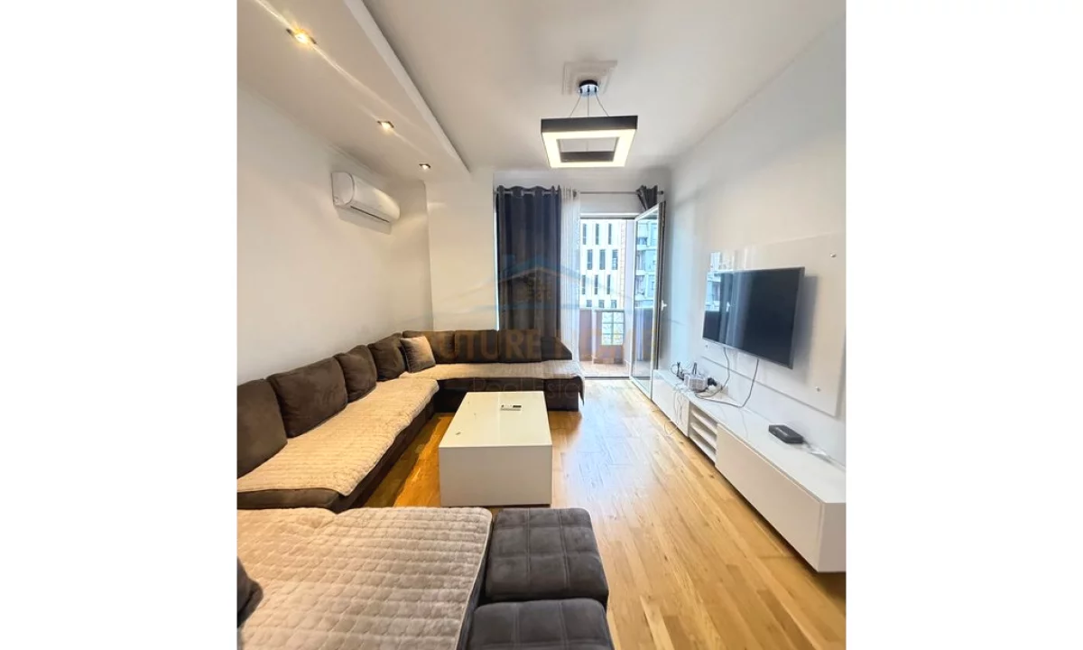 Shtepi me qera Apartament ne Tirane, 2+1, Mobilimi E mobiluar, Pagesa 600  Euro.