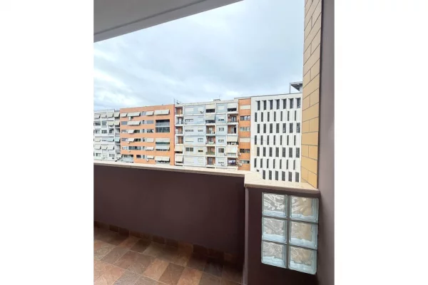 Shtepi me qera Apartament ne Tirane, 2+1, Mobilimi E mobiluar, Pagesa 600  Euro.