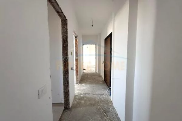 Shtepi ne shitje 2+1 ne Tirane - 83,506 Euro