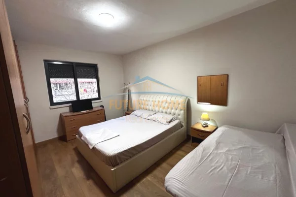 Shtepi ne shitje Apartament ne Tirane, 2+1, Mobilimi E mobiluar, Pagesa 138,000  Euro.
