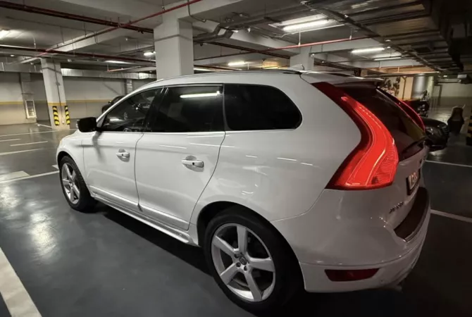 Cars for sale  in Tirana - 9,800 Euro