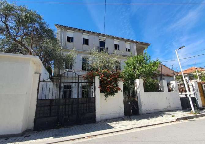 Shtepi ne shitje 7+1 ne Vlore - 480,000 Euro