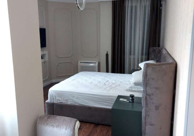 Shtepi ne shitje Apartament ne Tirane, 2+1, Mobilimi E mobiluar, Pagesa 561,000  Euro.