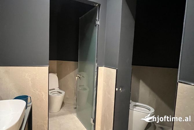 SHITET, AMBIENT BIZNESI, FRESKU, TIRANE, TT 1386