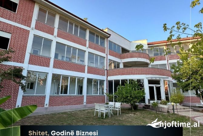 Ambient biznesi ne shitje 5+1 ne Tirane - 1,300,000 Euro