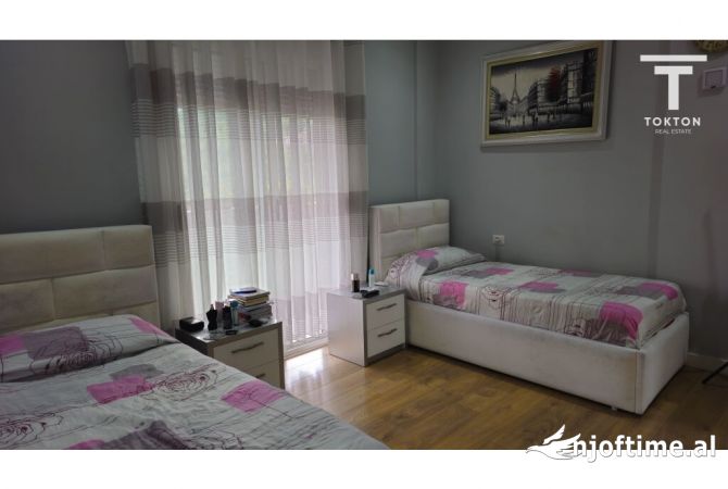 Shtepi ne shitje 3+1 ne Tirane - 259,000 Euro